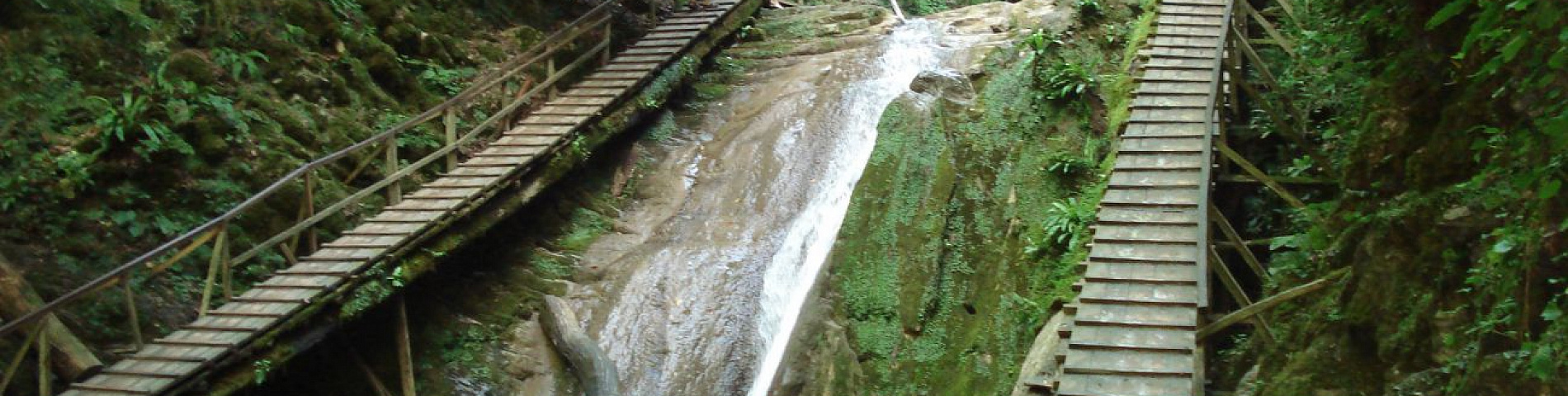 Лазаревское видео: водопады, ущелья. Сочинский Национальный Парк., Лазаревское